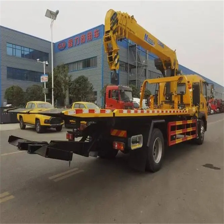 青阳县附近小随车吊出租电话，轻松解决搬运烦恼